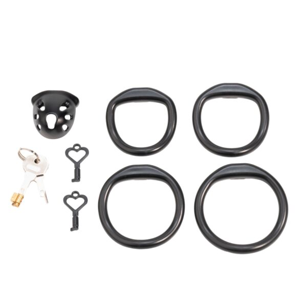 oval-ventilated-resin-chastity-cage-set-configuration-04.jpg Oval ventilated cage configuration 4 and included accessories