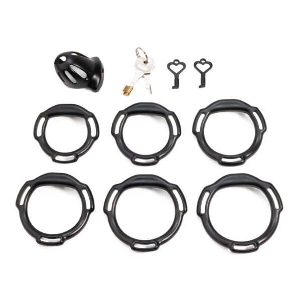 oval-ventilated-resin-chastity-cage-set-configuration-11.jpg Oval ventilated cage configuration 11 and included accessories